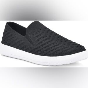White Mountain Courage Slip On Sneakers Size 9.5